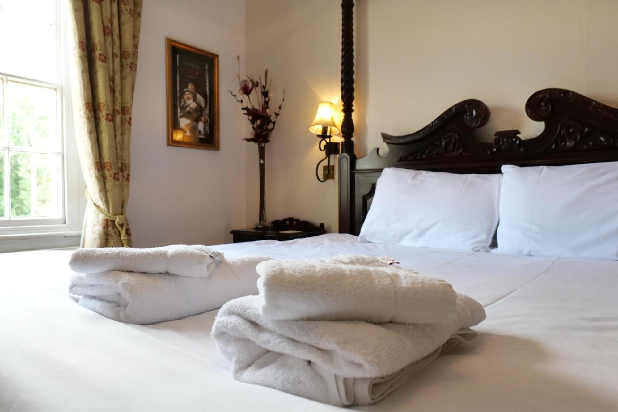 The Mary Arden Inn Stratford-upon-Avon Extérieur photo
