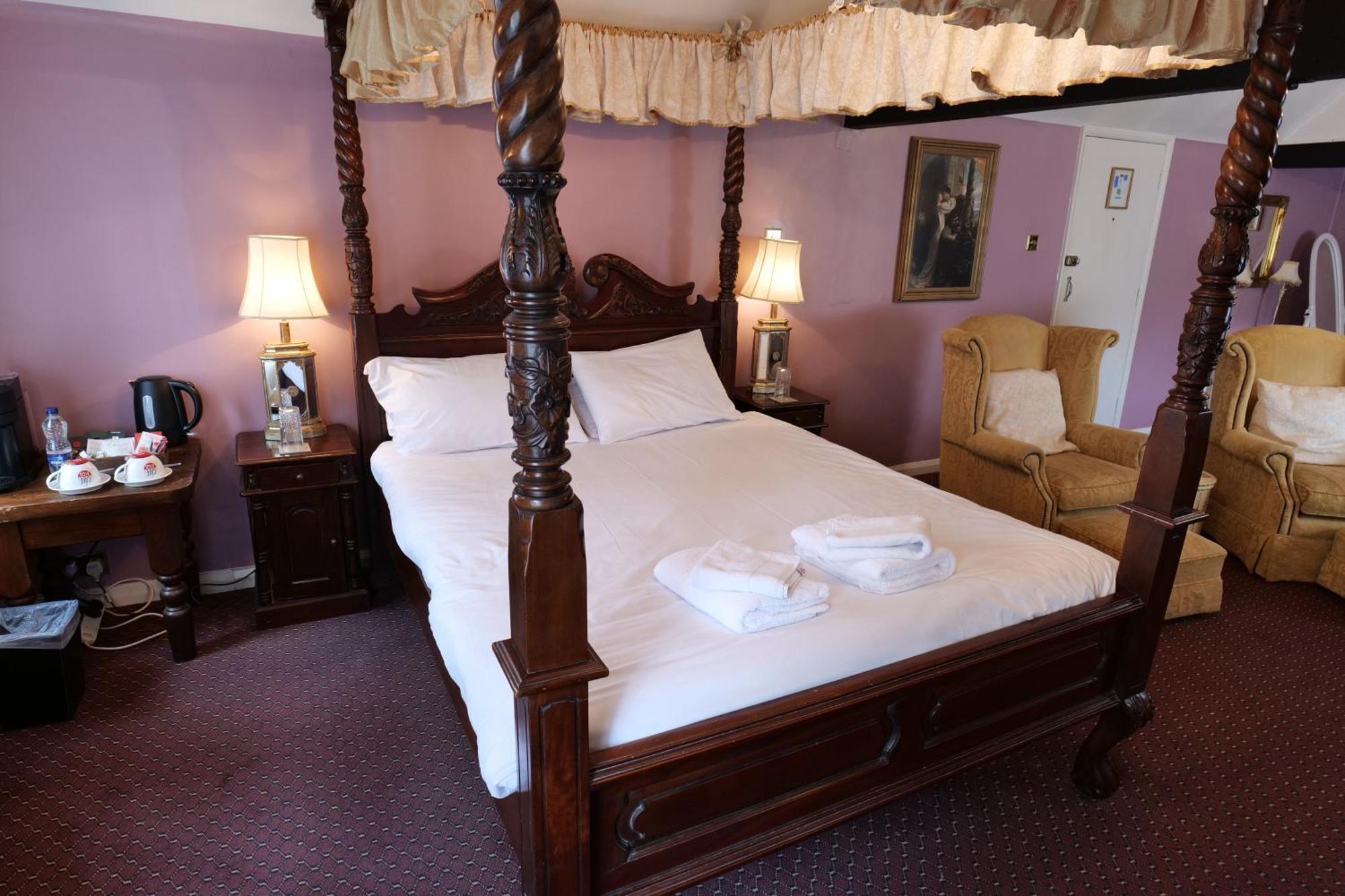 The Mary Arden Inn Stratford-upon-Avon Extérieur photo