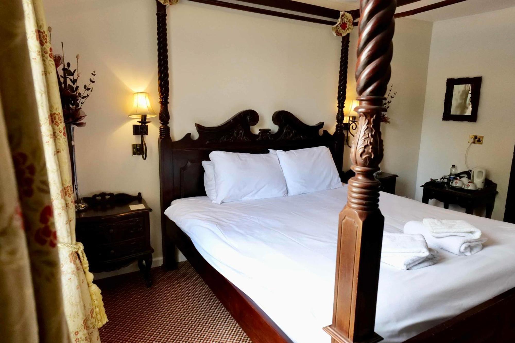 The Mary Arden Inn Stratford-upon-Avon Extérieur photo